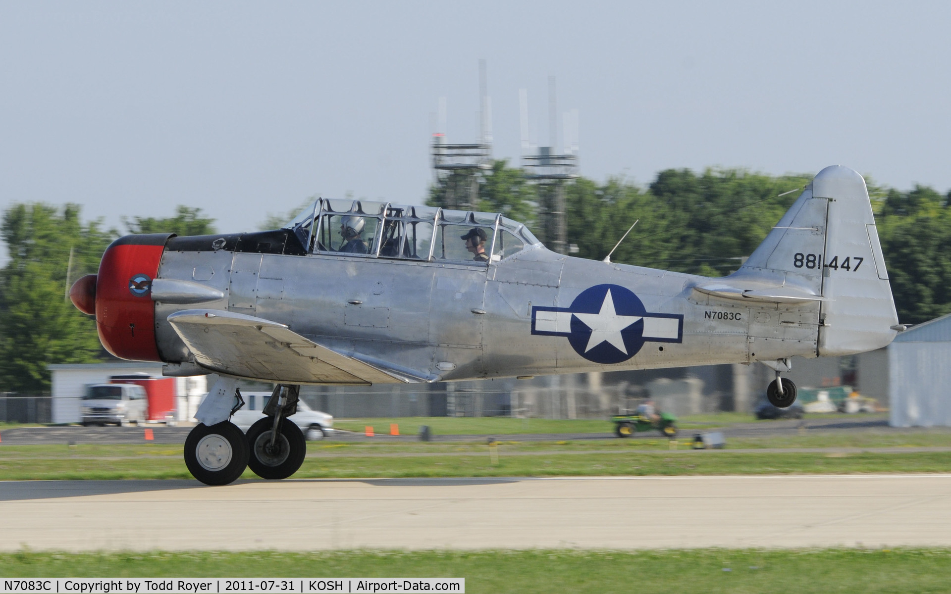 N7083C, 1943 North American SNJ-4 Texan C/N 88-14047, AIRVENTURE 2011