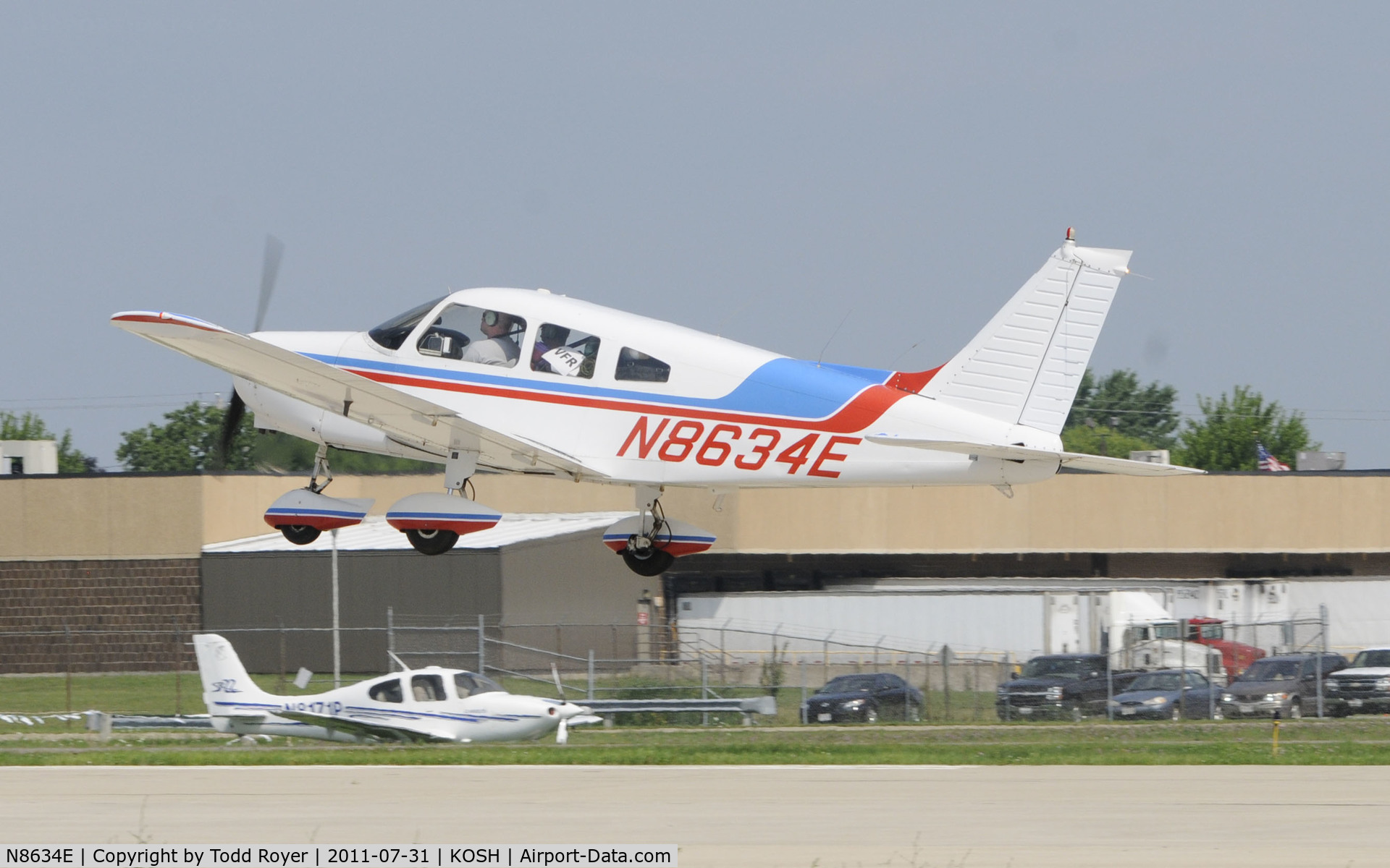 N8634E, 1976 Piper PA-28-151 Cherokee Warrior C/N 28-7615144, AIRVENTURE 2011