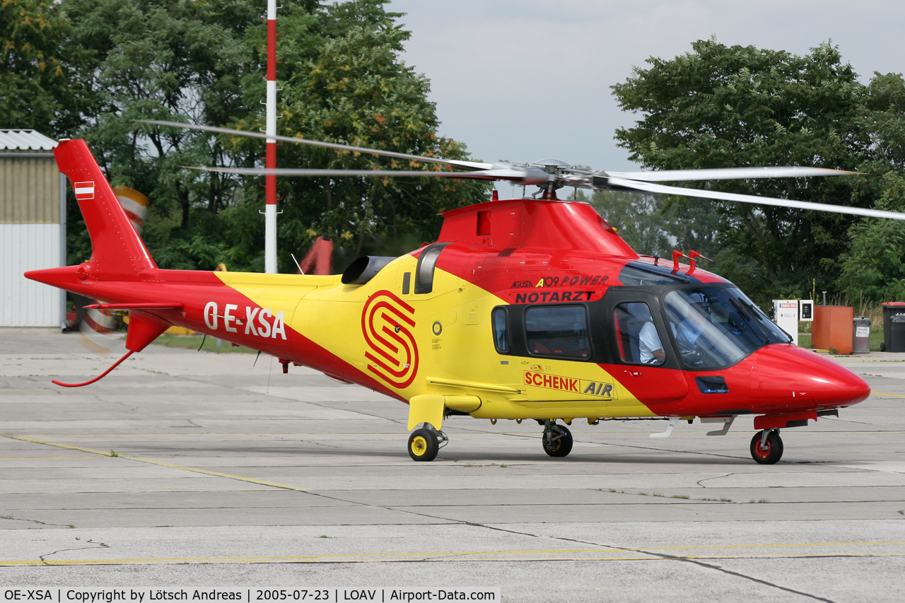 OE-XSA, 2000 Agusta A-109E Power C/N 11100, Bad Voeslau