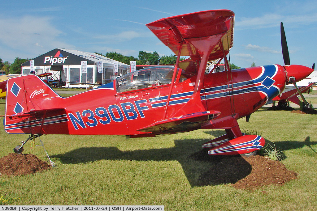 N390BF, Aviat Pitts S-2C Special C/N 6086, On static display at 2011 Oshkosh