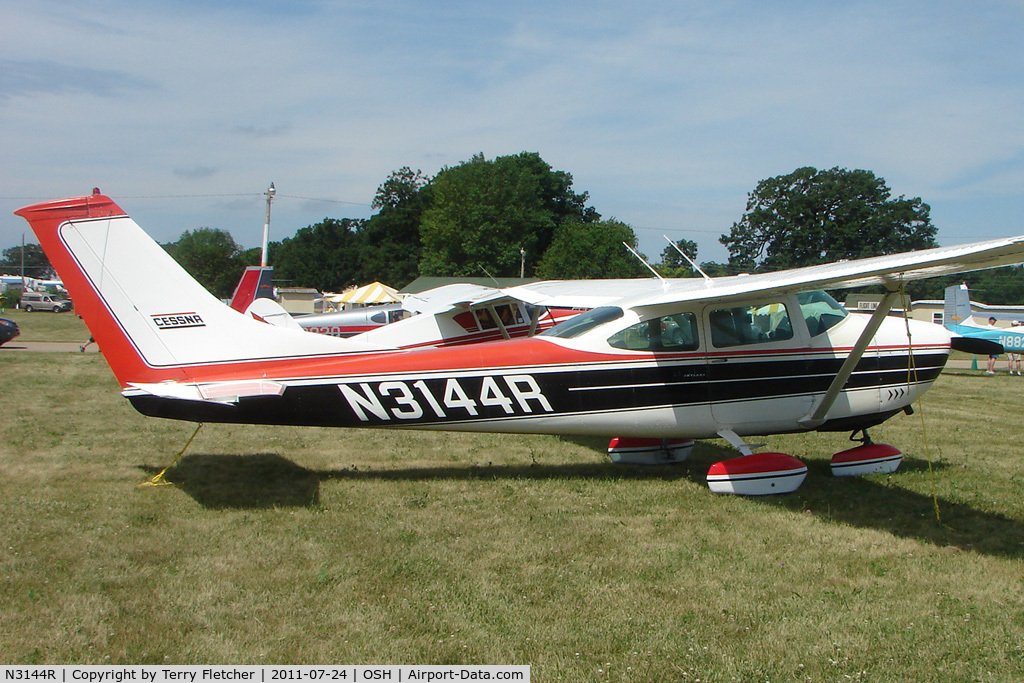 N3144R, 1967 Cessna 182L Skylane C/N 18258544, At 2011 Oshkosh