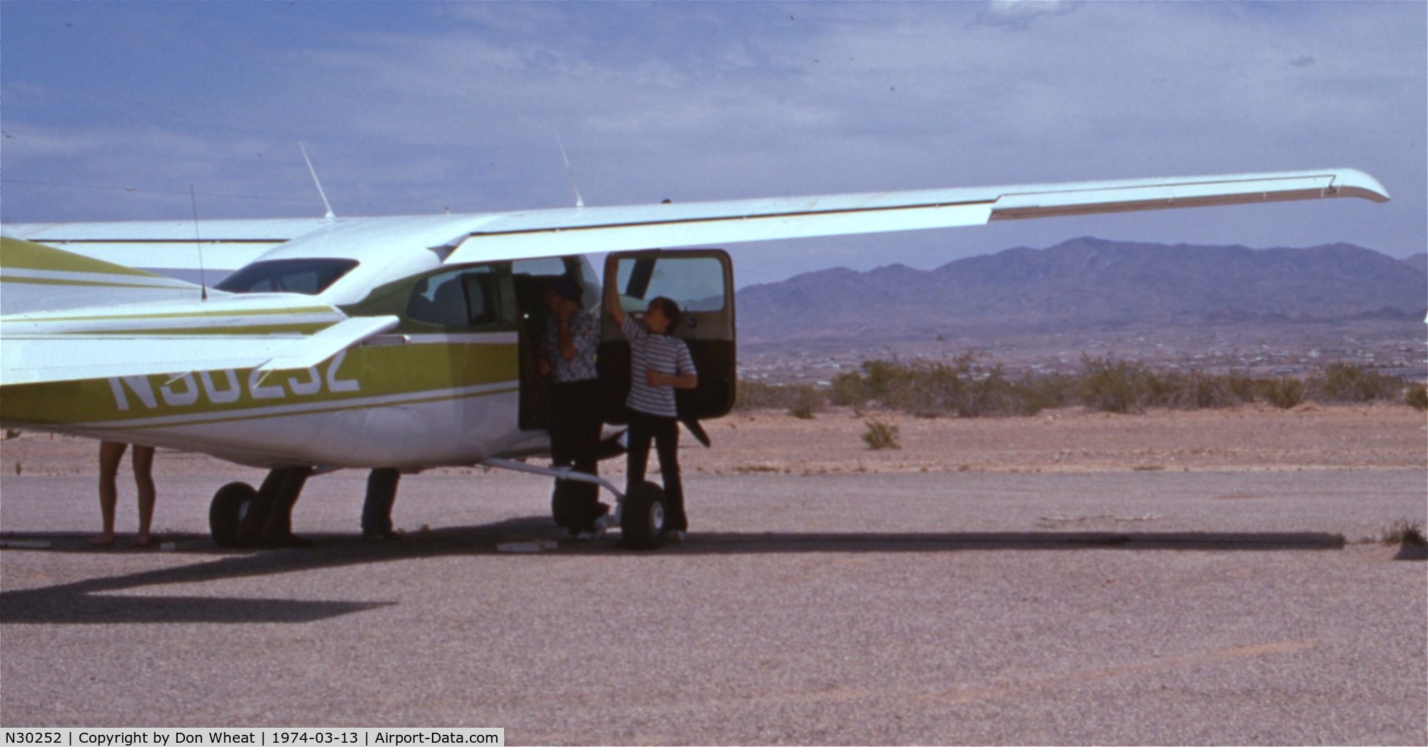 N30252, 1973 Cessna T210L Turbo Centurion C/N 21059896, 1974 in Lake Havasu, AZ at the old airport.