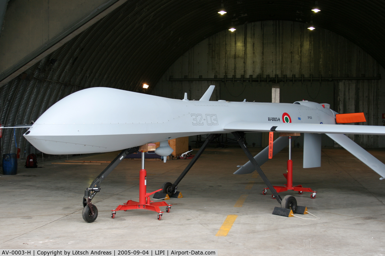 AV-0003-H, General Atomics RQ-1B Predator C/N Not found AV-0003-H, UAV (Unmanned Air Vehicle)