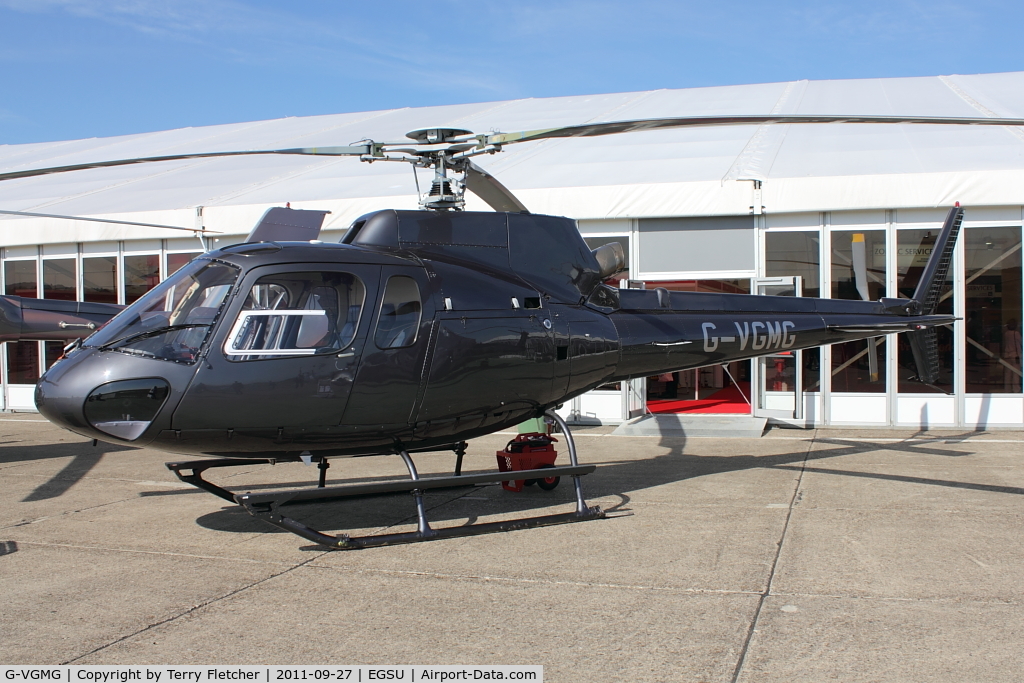 G-VGMG, 1992 Eurocopter AS-350B-2 Ecureuil Ecureuil C/N 2668, At 2011 Helitech at Duxford