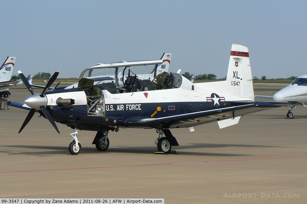 99-3547, 1999 Raytheon T-6A Texan II C/N PT-51, American Airlines At DFW Airport