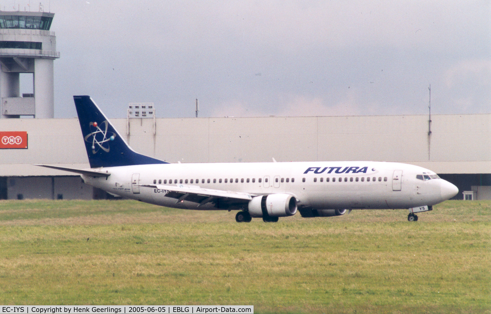 EC-IYS, 1990 Boeing 737-4YO C/N 24690, Futura