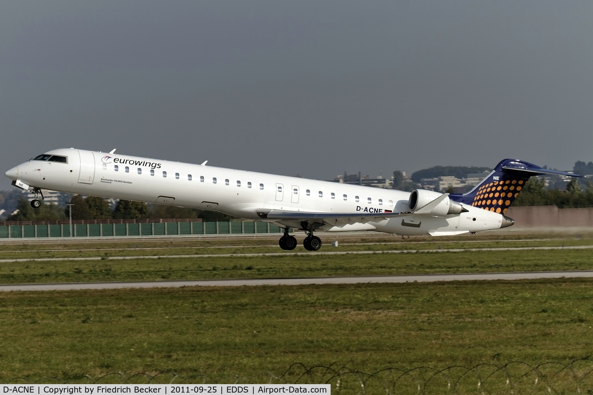 D-ACNE, 2009 Bombardier CRJ-900ER (CL-600-2D24) C/N 15241, departure via RW25