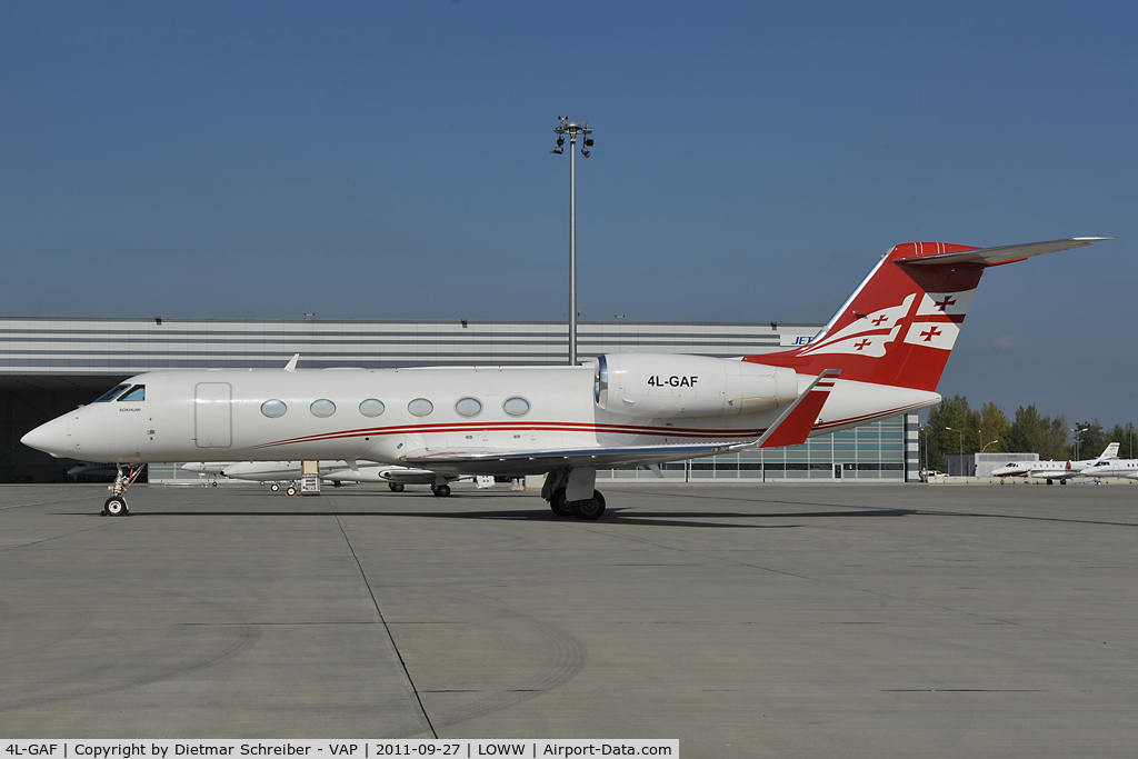 4L-GAF, 2007 Gulfstream Aerospace GIV-X (G450) C/N 4106, Air Zena Gulfstream 4