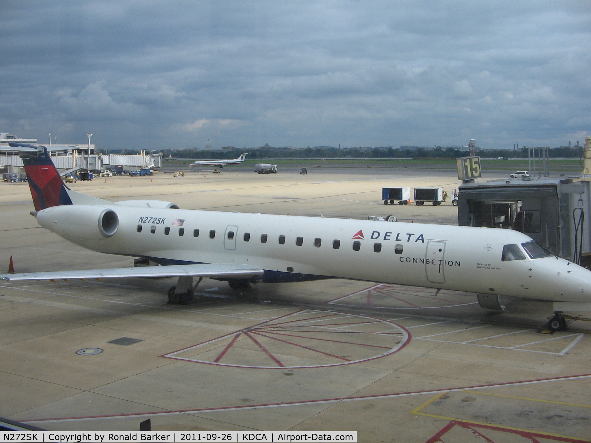 N272SK, 2000 Embraer ERJ-145LR (EMB-145LR) C/N 145306, DCA, VA