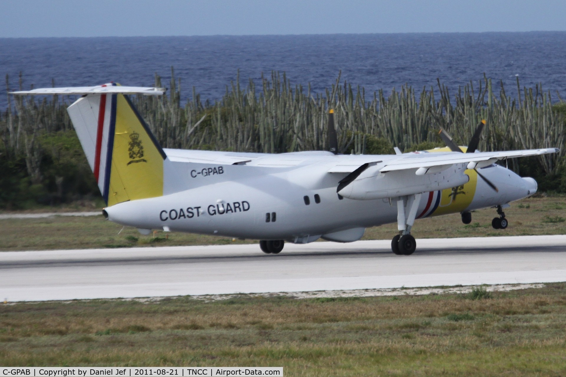 C-GPAB, 1991 De Havilland Canada DHC-8-106 Dash 8 C/N 275, c-gpab landing at TNCC