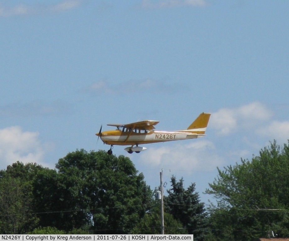 N2426Y, 1962 Cessna 172D C/N 17249726, EAA AirVenture 2011