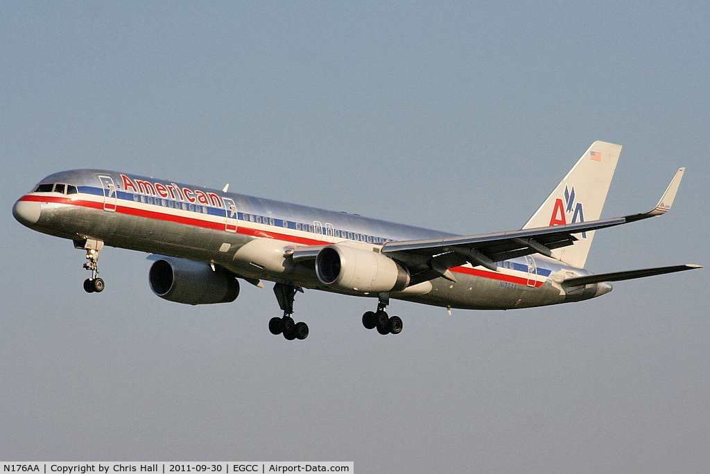 N176AA, 2001 Boeing 757-223 C/N 32395/994, American Airlines