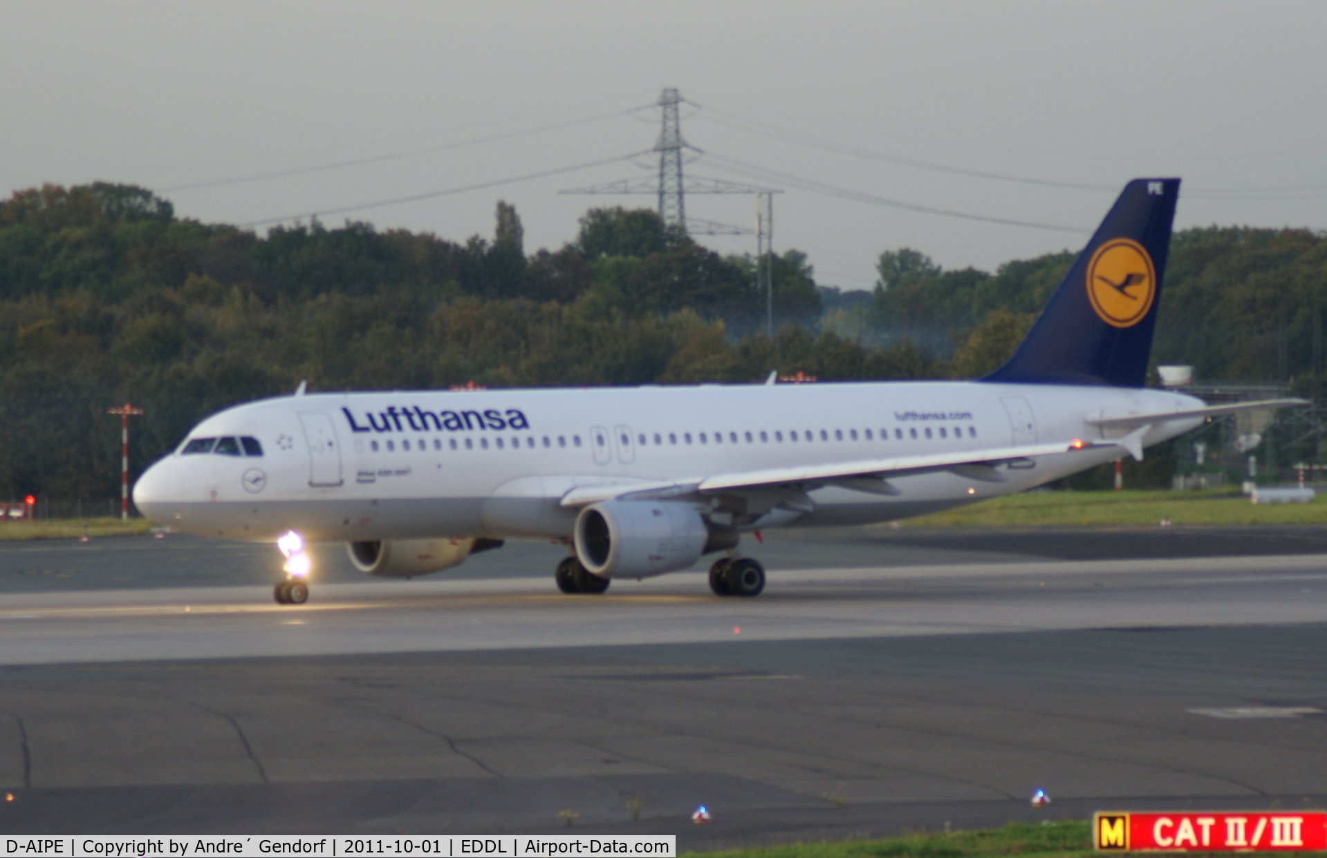 D-AIPE, 1989 Airbus A320-211 C/N 0078, Lufthansa,  ready for departure from Düsseldorf Int´l (EDDL)