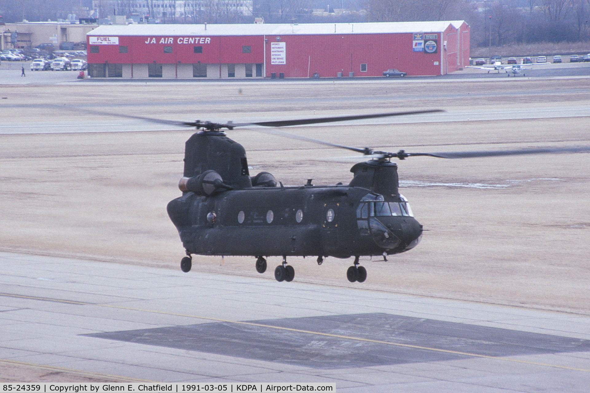 85-24359, 1985 Boeing CH-47D Chinook C/N M.3129, Lifting off for departure by the control tower