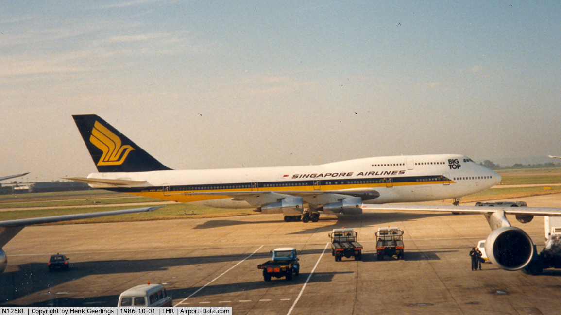N125KL, Boeing 747-312 C/N 23245, Singapore Airlines