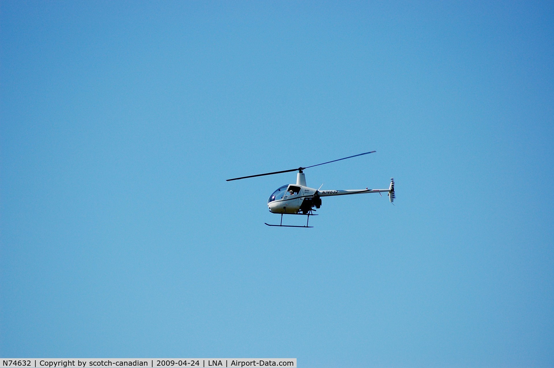 N74632, 2005 Robinson R22 Beta C/N 3963, 2005 Robinson Helicopter R22 BETA N74632 at Palm Beach County Park Airport, Lantana, FL