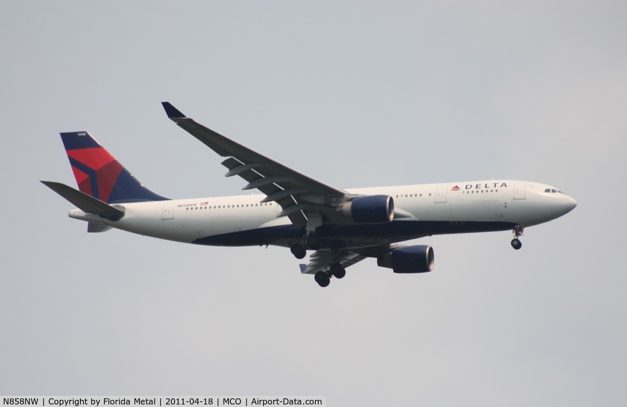 N858NW, 2006 Airbus A330-223 C/N 0718, Delta A330-200