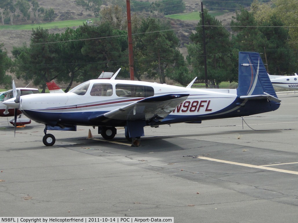 N98FL, 2007 Mooney M20TN Acclaim C/N 31-0046, Parked in transient parking