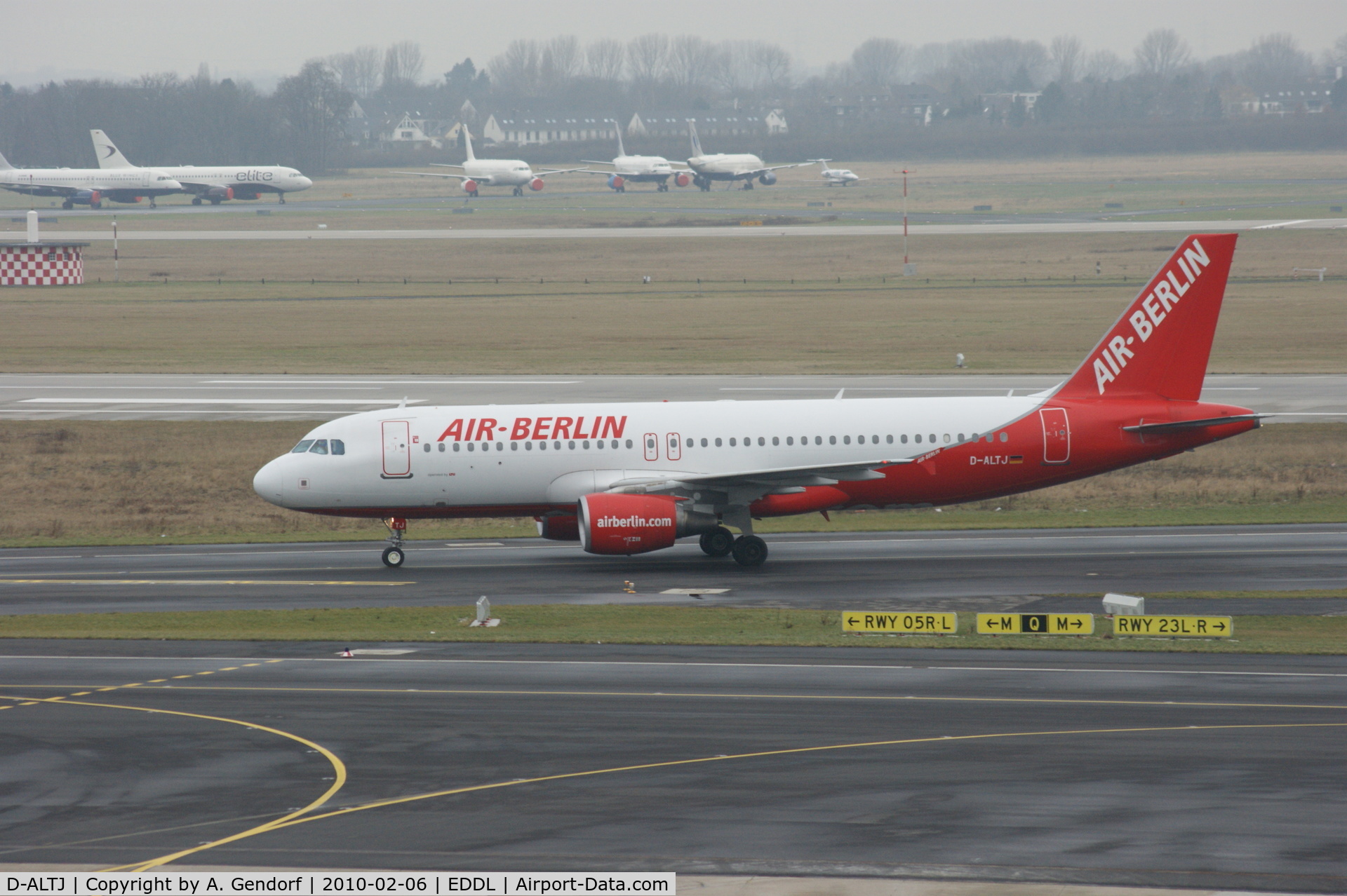D-ALTJ, 2002 Airbus A320-214 C/N 1838, D-ALTJ, Air Berlin seen here after arrival at Düsseldorf Int´l (EDDL)
