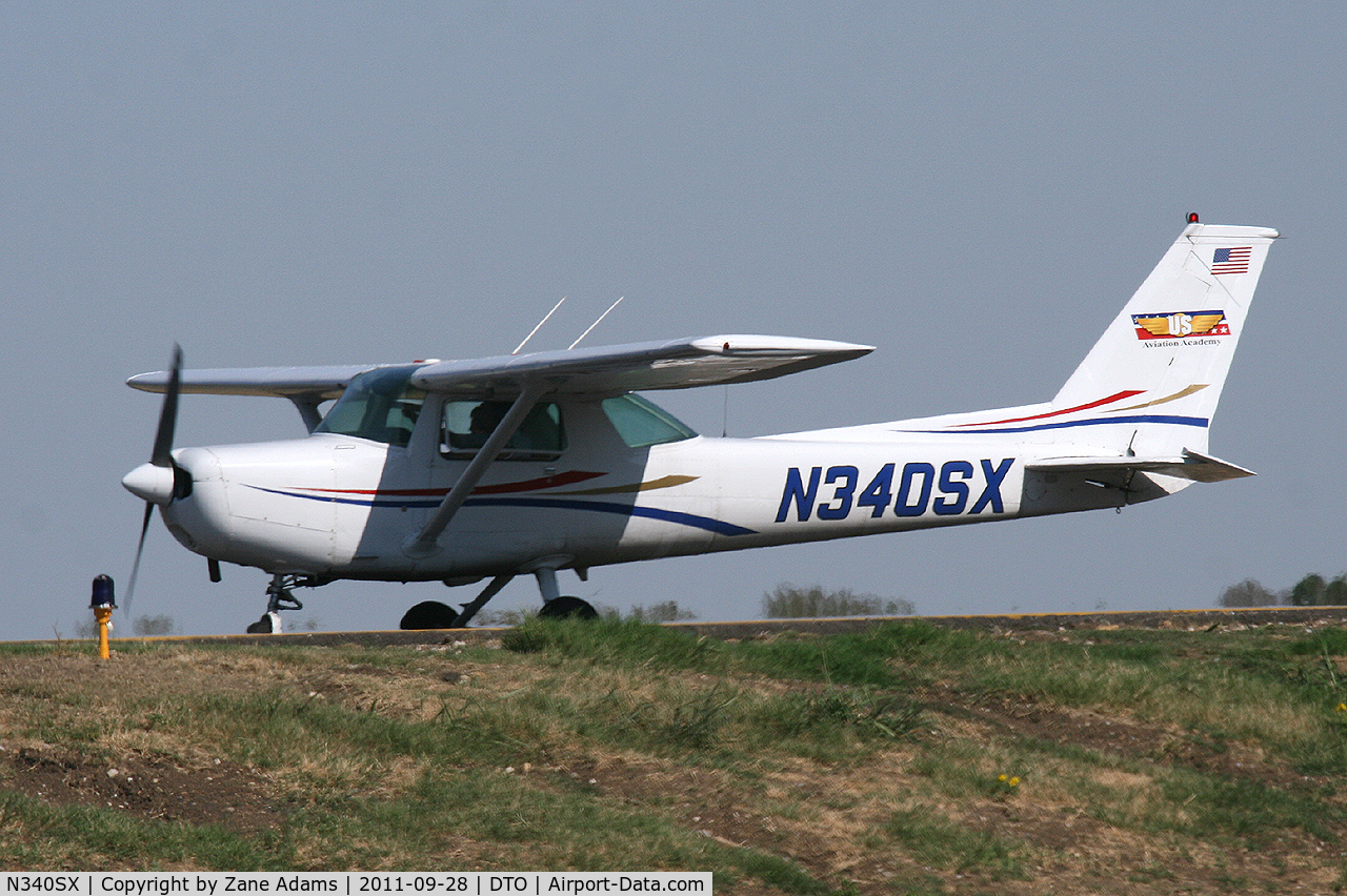N340SX, 1981 Cessna 152 C/N 15285141, At Denton Municipal Airport
