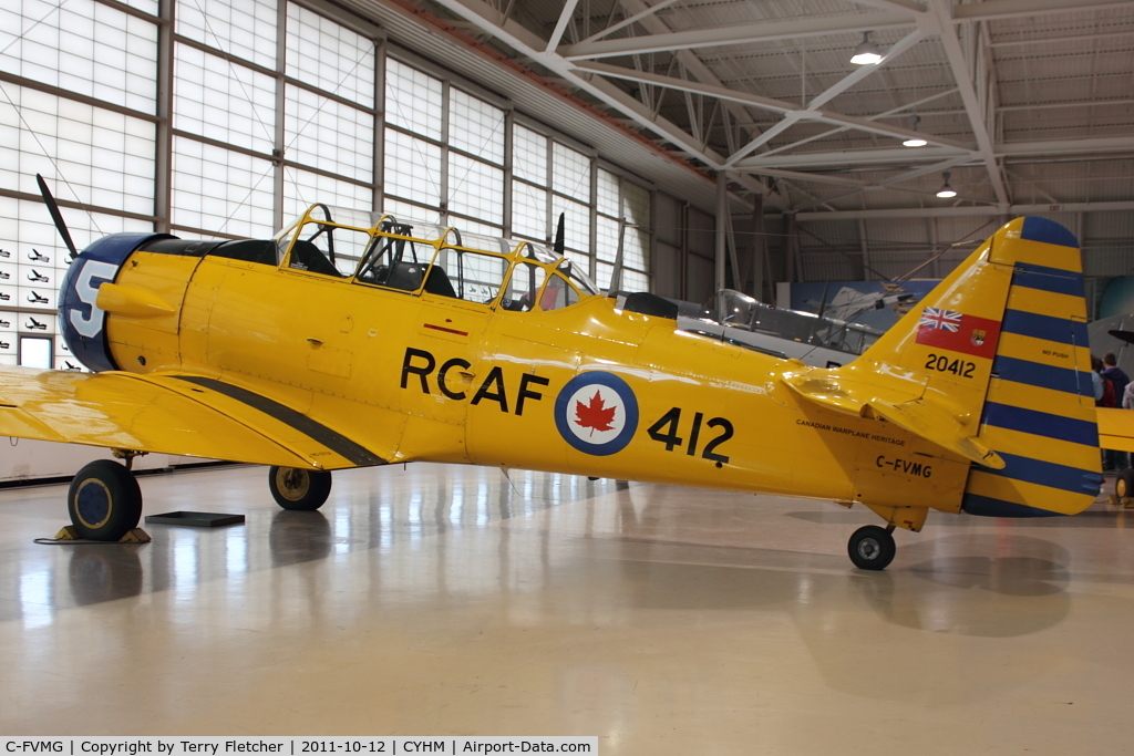 C-FVMG, 1952 Canadian Car & Foundry T-6 Harvard Mk.4 C/N CCF4-203, 1952 Canadian Car & Foundry Harvard 4, c/n: CCF4-203 at Canadian Warplane Heritage Museum