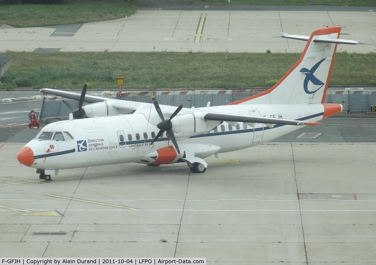 F-GFJH, 1987 ATR 42-300 C/N 049, Now a calibrator with the french DCA