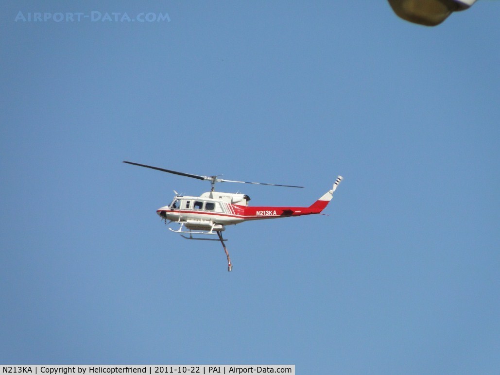N213KA, 1981 Bell 212 C/N 31172, Inbound for water drop on the 
