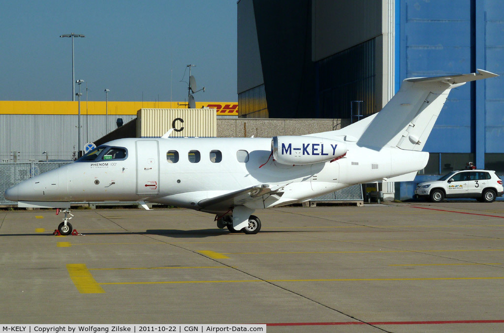 M-KELY, 2009 Embraer EMB-500 Phenom 100 C/N 50000040, visitor