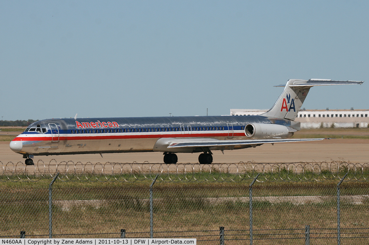 N460AA, 1988 McDonnell Douglas MD-82 (DC-9-82) C/N 49565, American Airlines at DFW Airport