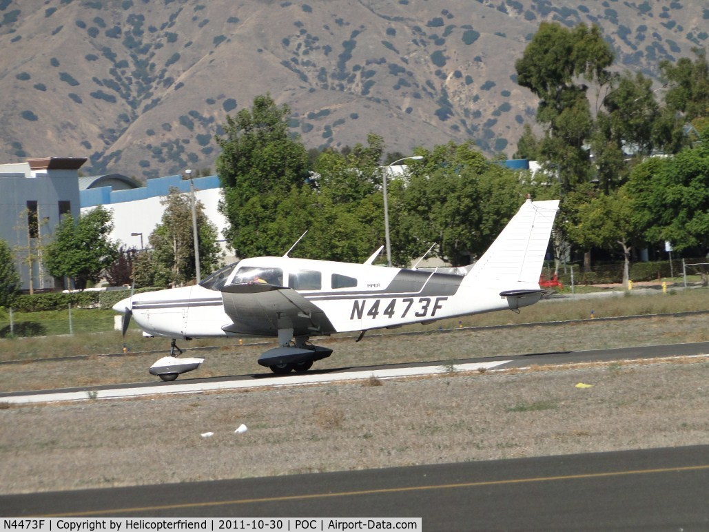 N4473F, 1976 Piper PA-28-151 C/N 28-7715035, Landing on 26L