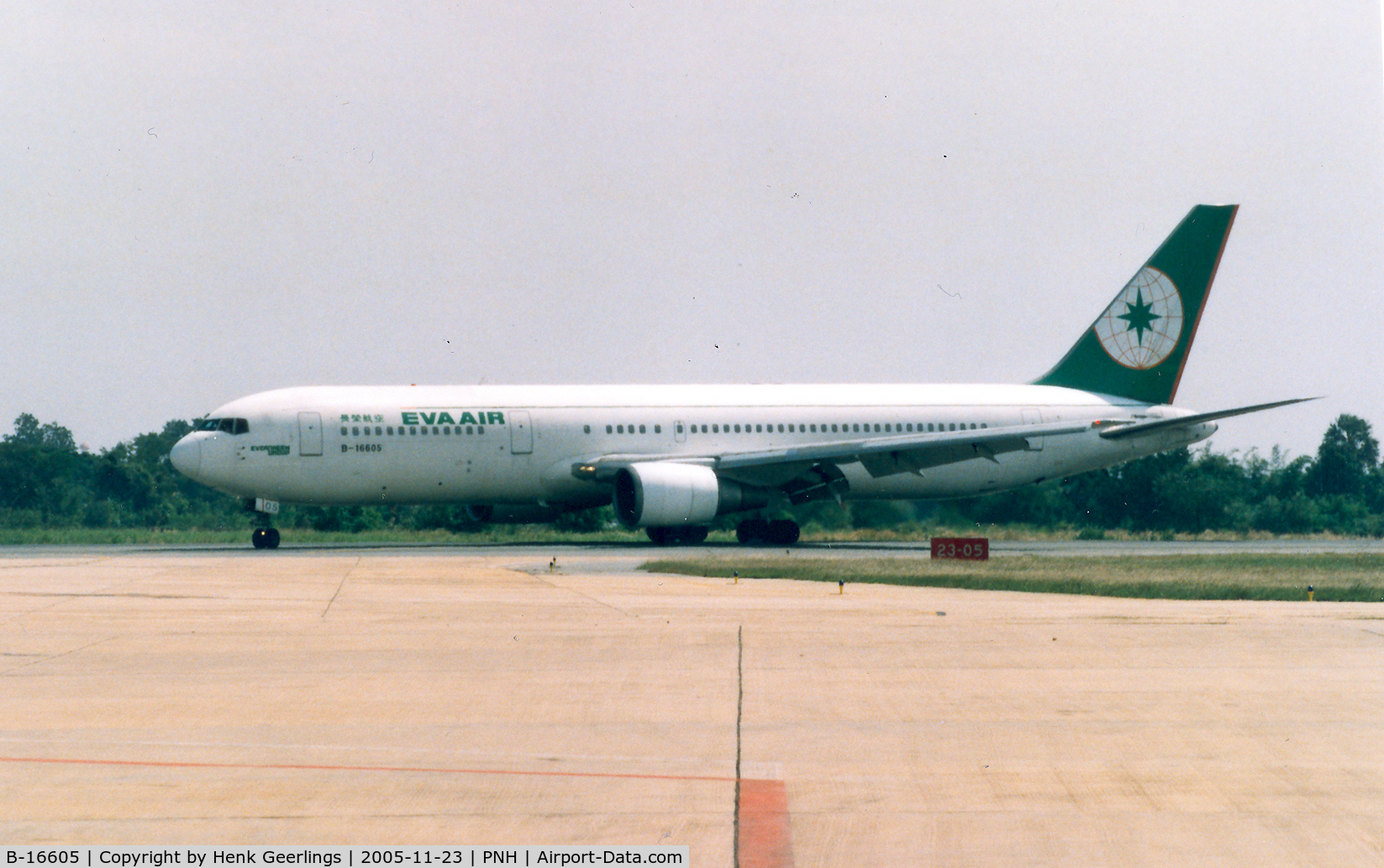 B-16605, 1992 Boeing 767-35E/ER C/N 26064, Eva Air