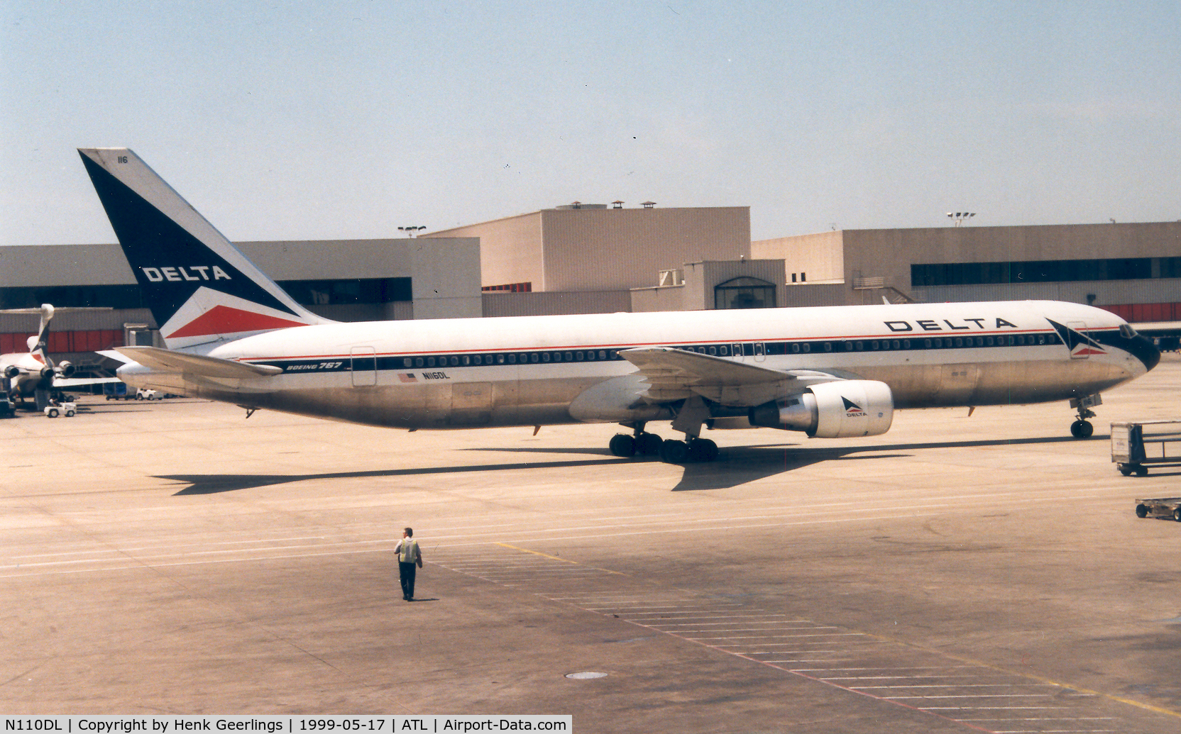 N110DL, 1983 Boeing 767-232 C/N 22222, Delta
