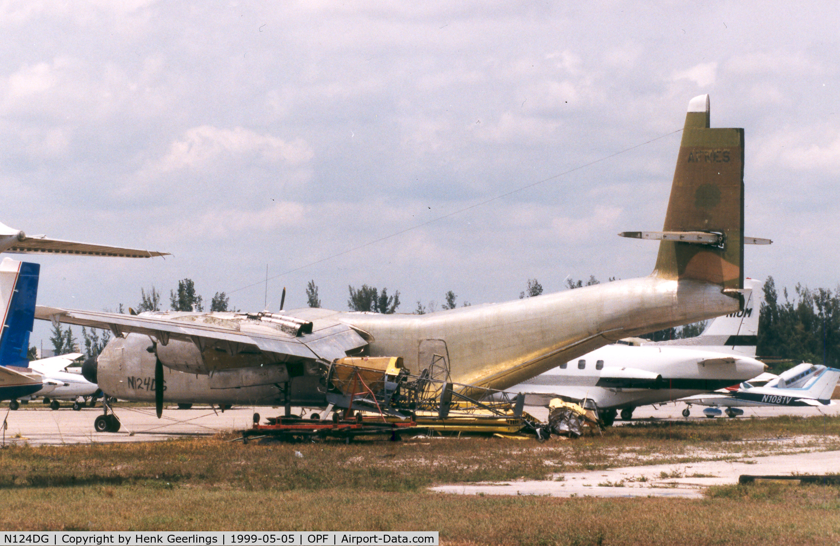 N124DG, 1967 De Havilland Canada DHC-4A Caribou C/N 120, ex AFRes