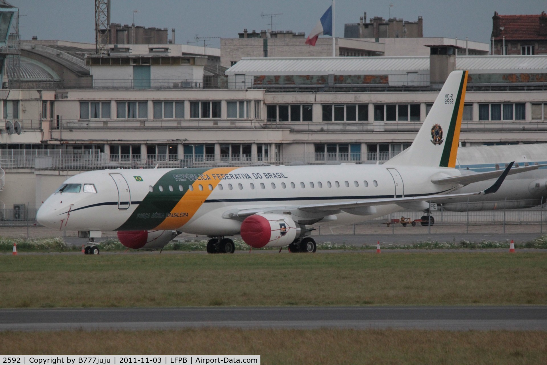 2592, 2010 Embraer VC-2 (ERJ-190-100AR) C/N 19000177, on transit at Le Bourget for G-20 meeting