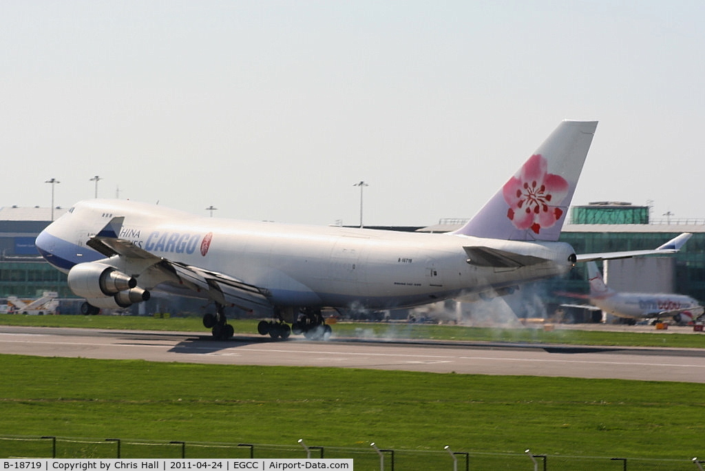 B-18719, 2005 Boeing 747-409F/SCD C/N 33739, China Airlines