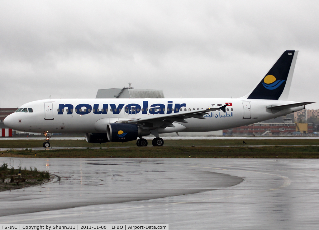 TS-INC, 2002 Airbus A320-214 C/N 1744, Taxiing holding point rwy 32R for departure... new c/s