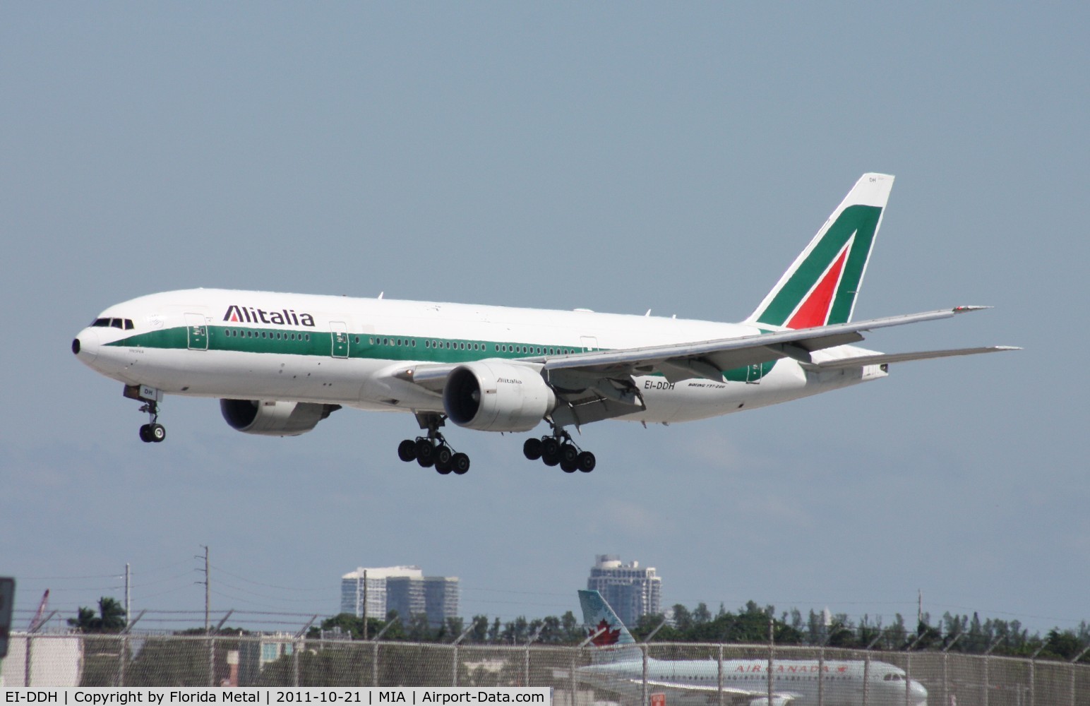 EI-DDH, 2004 Boeing 777-243/ER C/N 32784, Alitalia 777