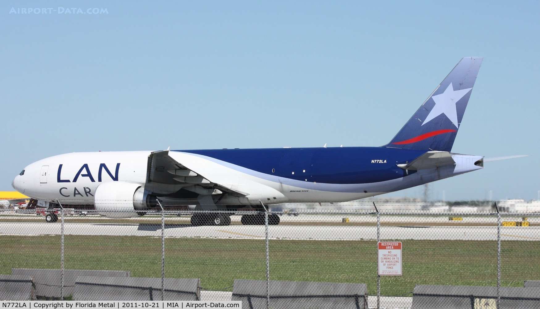 N772LA, 2009 Boeing 777-F6N C/N 37708, LAN Colombia Cargo 77L