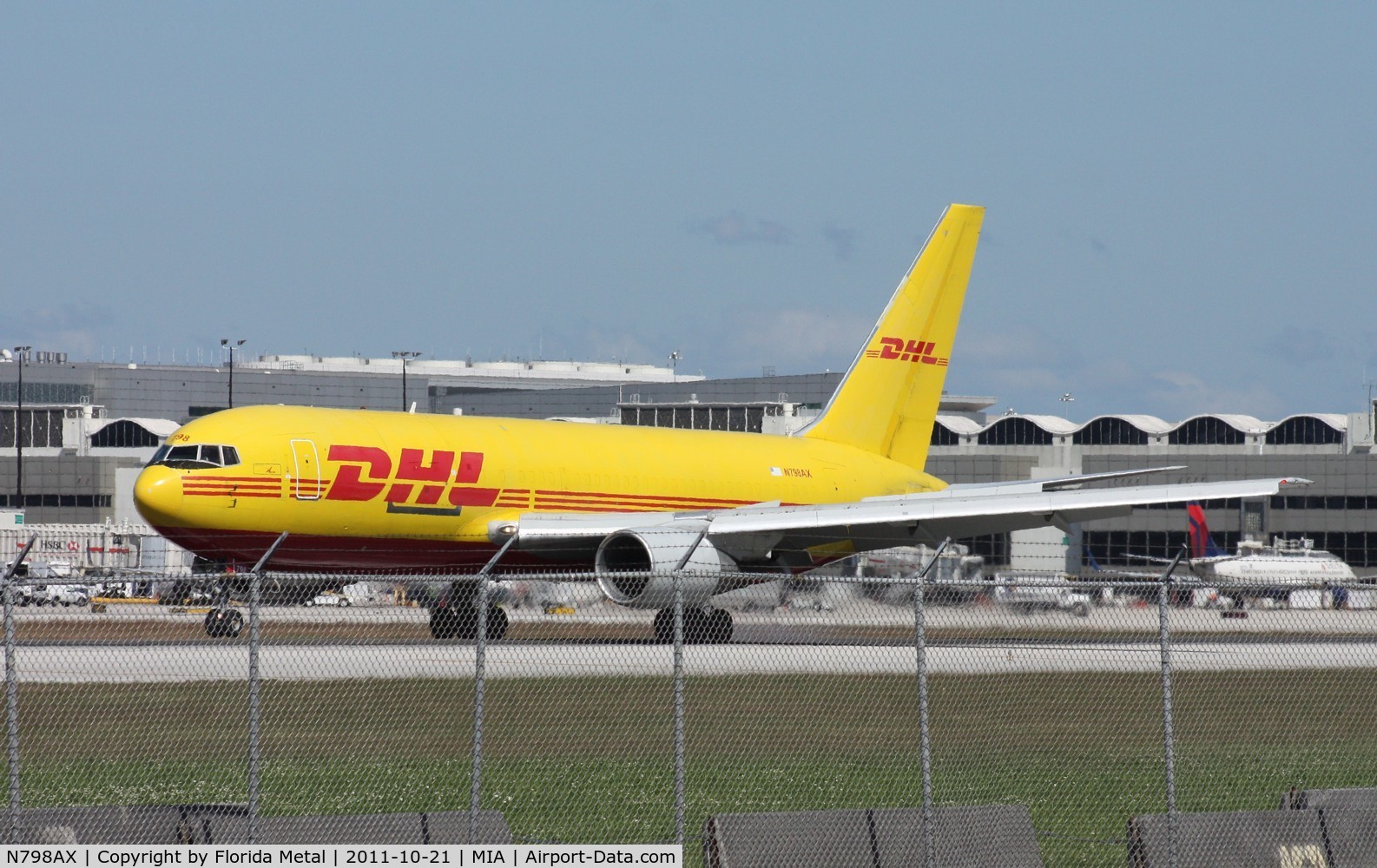 N798AX, 1986 Boeing 767-200 C/N 23431, DHL 767