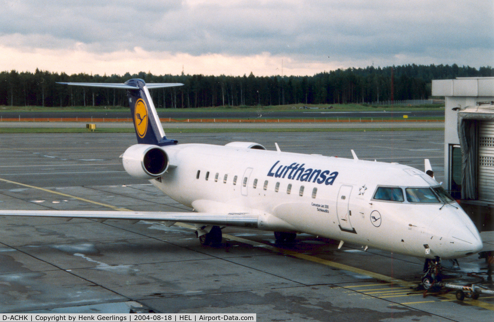 D-ACHK, 2000 Canadair CRJ-200LR (CL-600-2B19) C/N 7499, Lufthansa