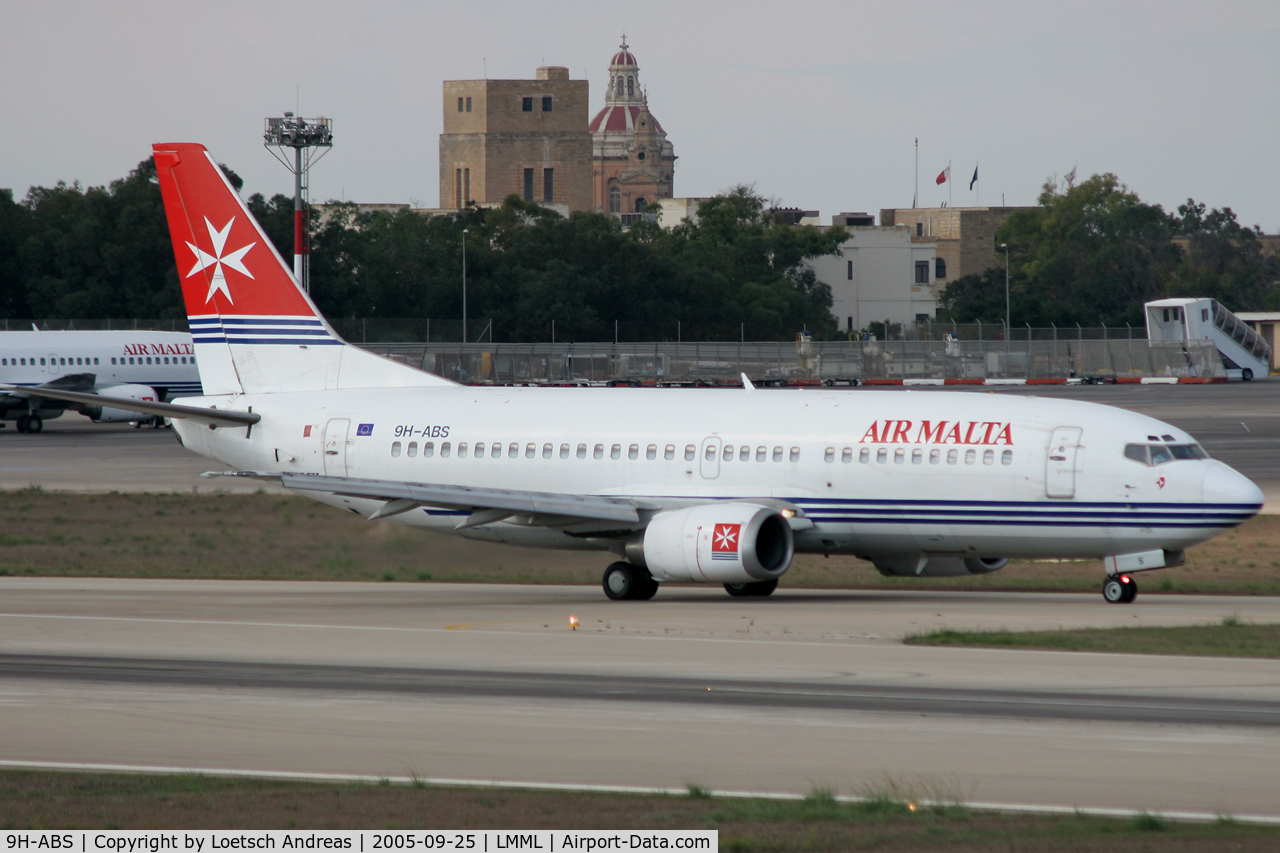 9H-ABS, 1993 Boeing 737-3Y5 C/N 25614/2467, taxi to parking