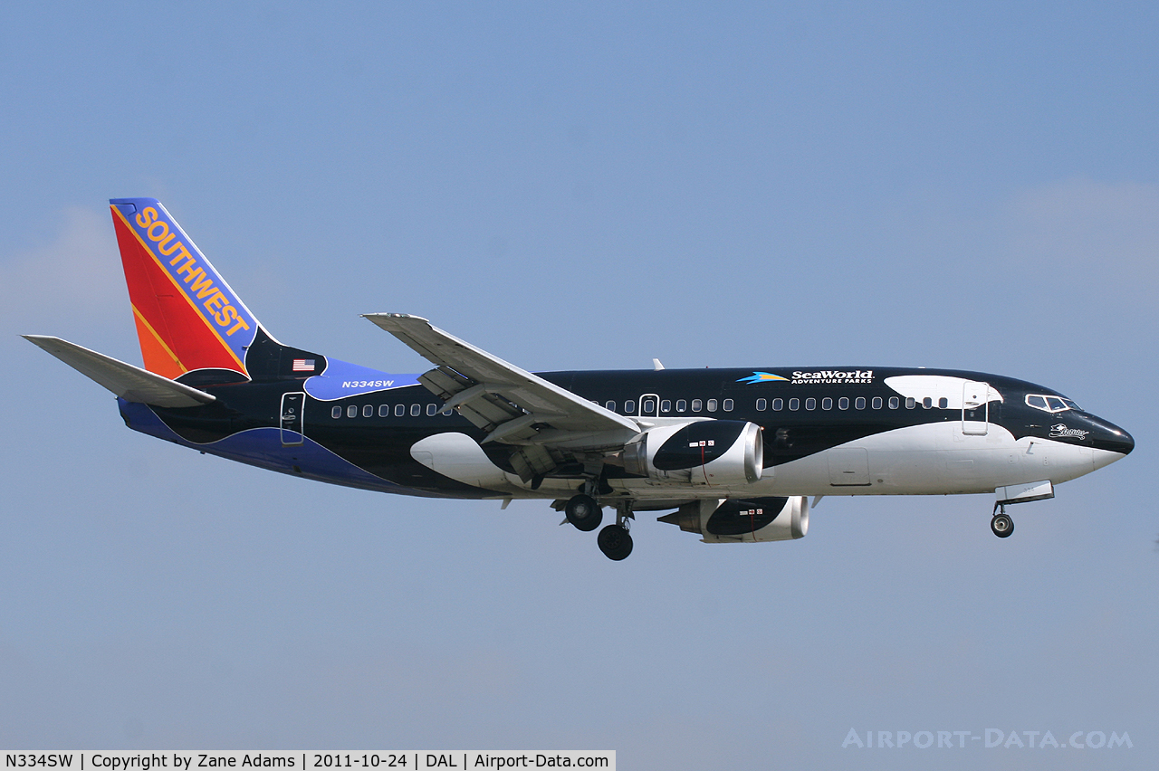 N334SW, 1988 Boeing 737-3H4 C/N 23938, Southwest Airlines 