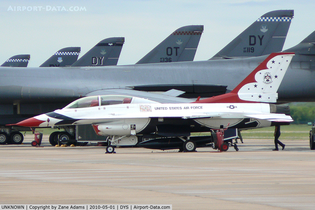 UNKNOWN, General Dynamics F-16C Fighting Falcon C/N Unknown, Thunderbird extra aircraft - At the B-1B 25th Anniversary Airshow - Big Country Airfest, Dyess AFB, Abilene, TX