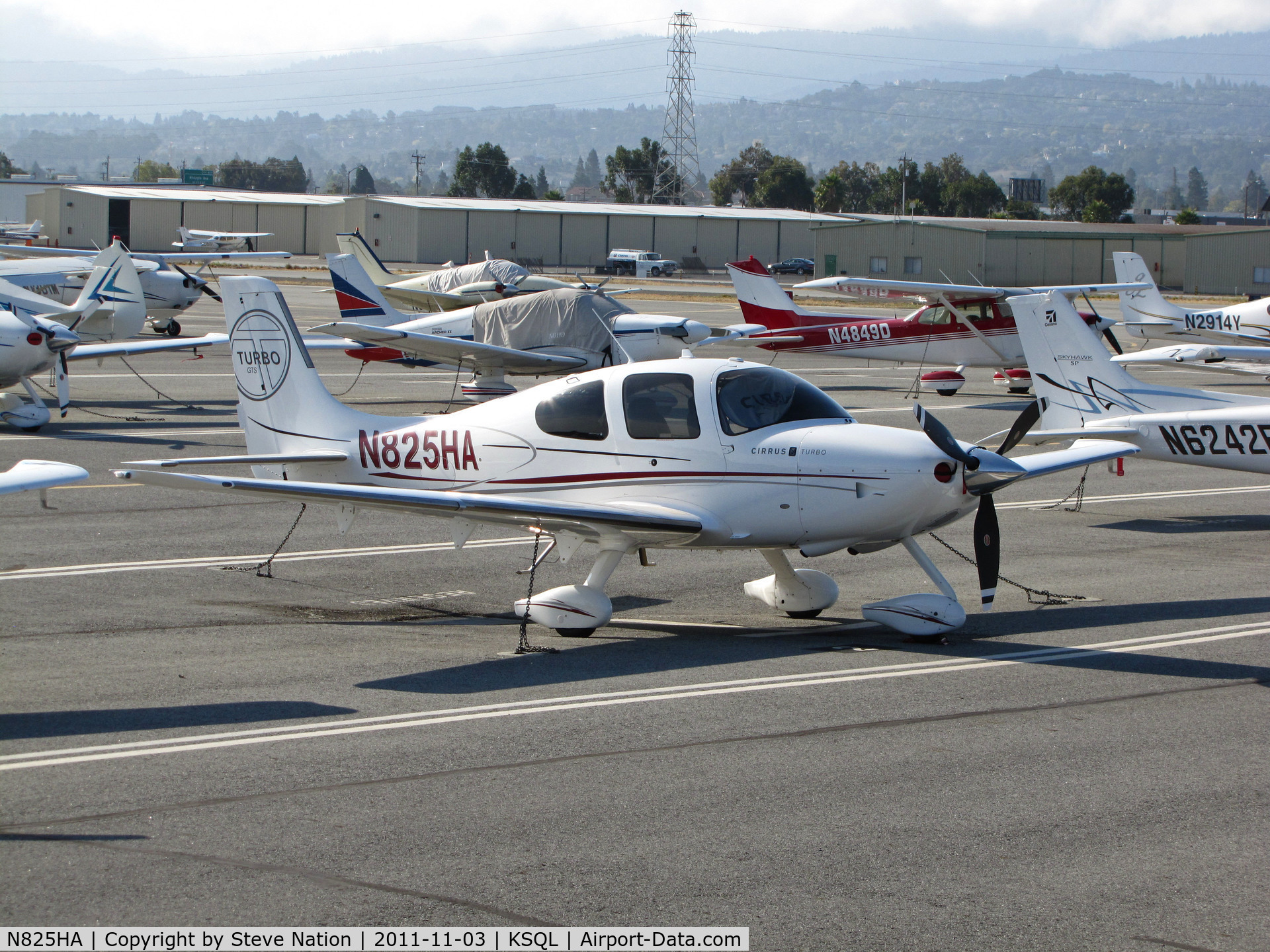 N825HA, 2009 Cirrus SR22 C/N 3561, Locally-based Harbinger Aviation LLC 2009 Cirrus design SR22 @ San Carlos, CA