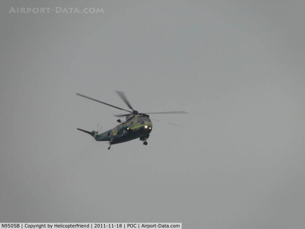 N950SB, Sikorsky SH-3H Sea King C/N 61372, Lifting off from the scene of the downed Mooney at LA County Fairplex