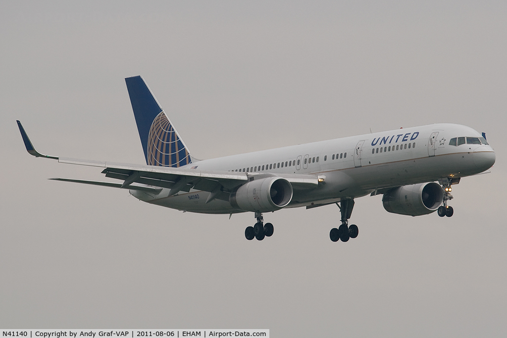 N41140, 2000 Boeing 757-224 C/N 30353, United Airlines 757-200