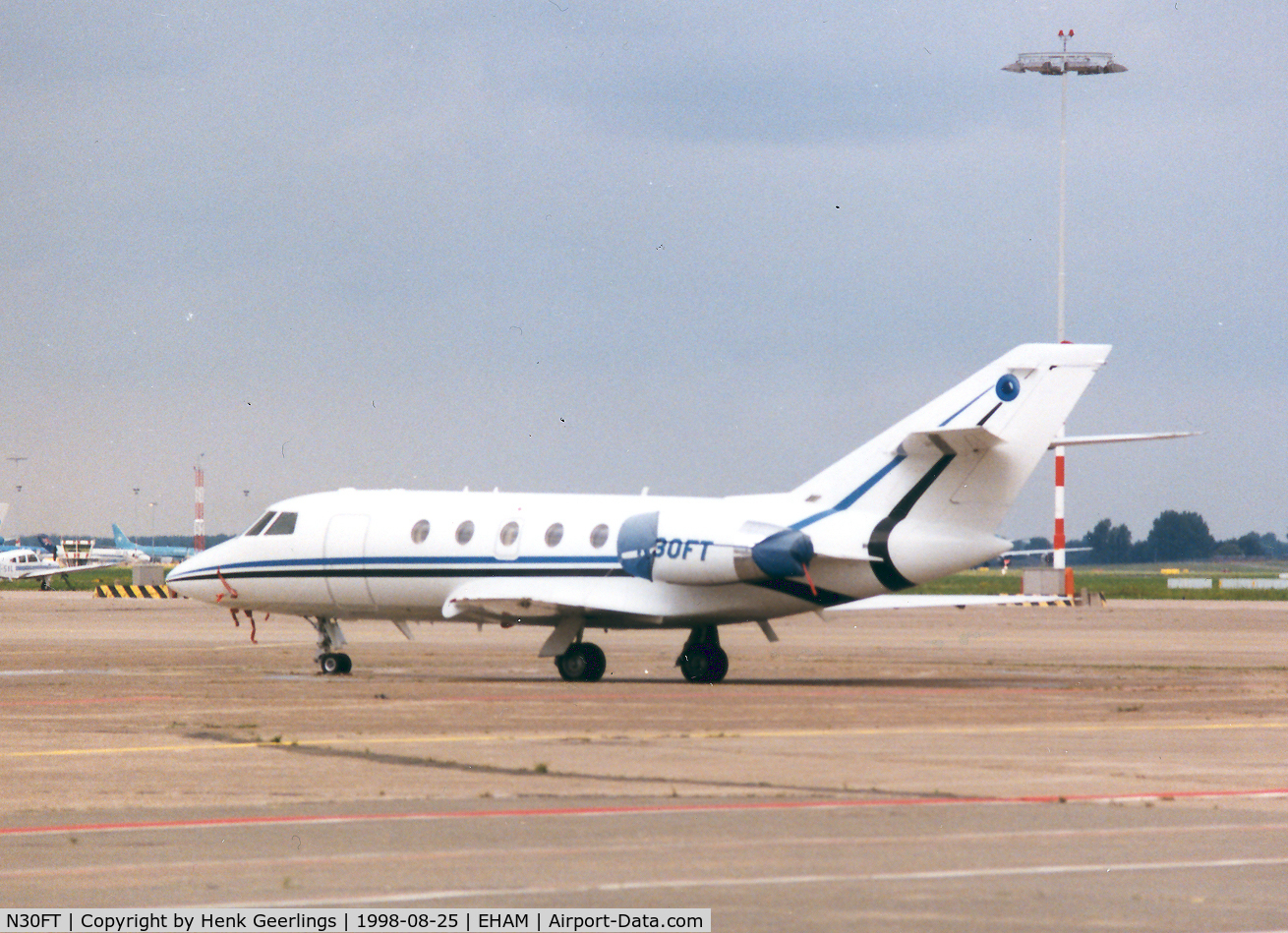 N30FT, 1998 Dassault Falcon 50EX C/N 271, Intercon