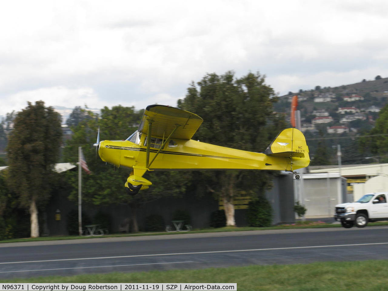 N96371, 1946 Taylorcraft BC12-D Traveler C/N 8671, 1946 Taylorcraft BC-12D TRAVELER, Continental A&C65 65 Hp, takeoff climb Rwy 22