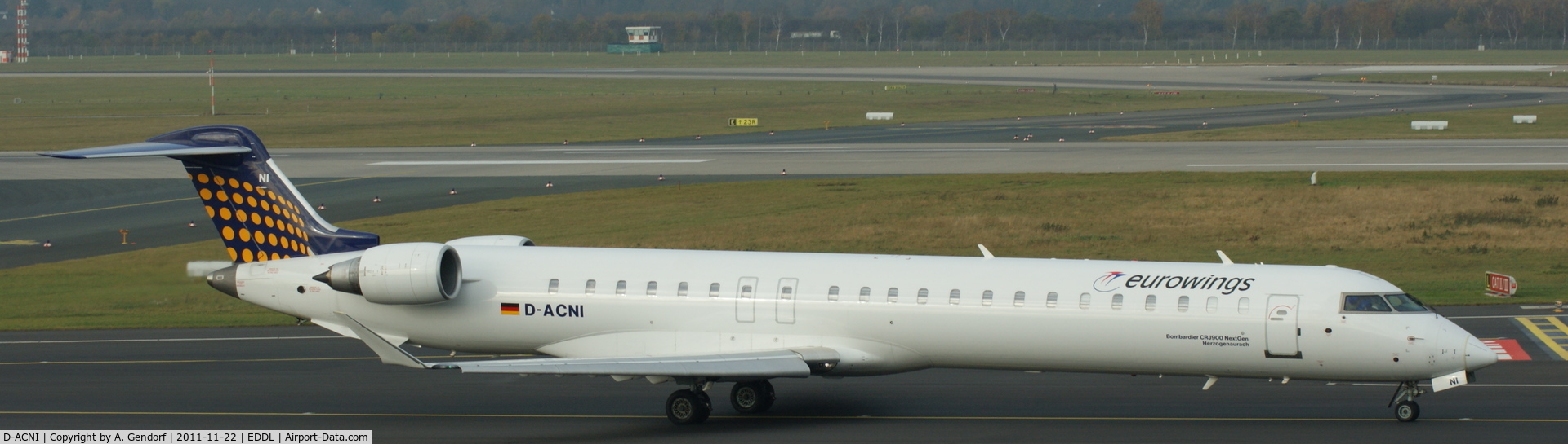 D-ACNI, 2009 Bombardier CRJ-900 NG (CL-600-2D24) C/N 15248, Eurowings (Lufthansa Regional cs.) CRJ-900, on the taxiway at Düsseldorf Int´l (EDDL)