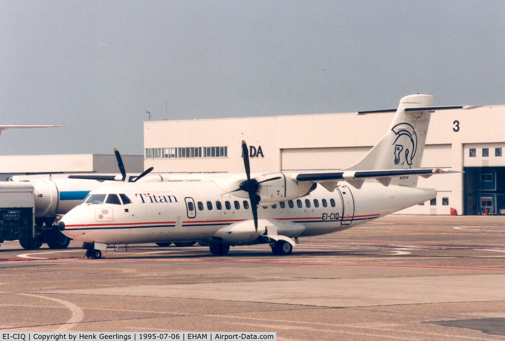 EI-CIQ, 1988 ATR 42-300 C/N 113, Titan Airways. Regi : EI-CIQ